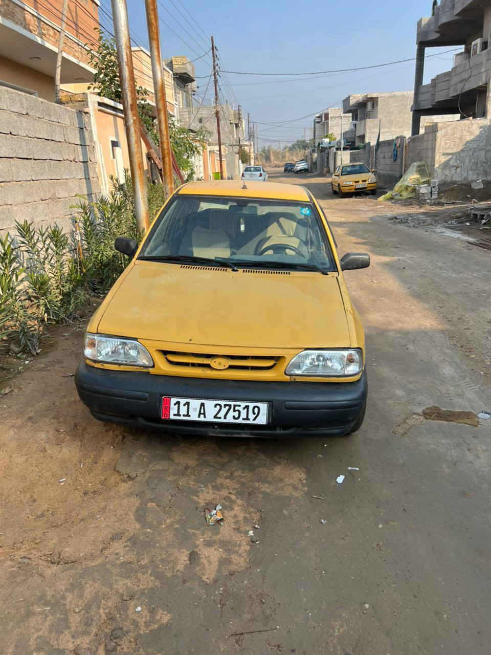 سايبة لبيع لسيارة 15 جاهزة كير مكينة رقم. دولي بسمي وذا اكو مراوس بخصوصي حسب لقناعة  مصفرة بسمي تحويل ثاني يوم لسعر 33 بيهة مجال بصيط ***********
