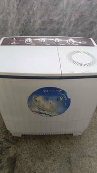 طباخ • استعمال قليل • غسالة ٣٠ كيلو