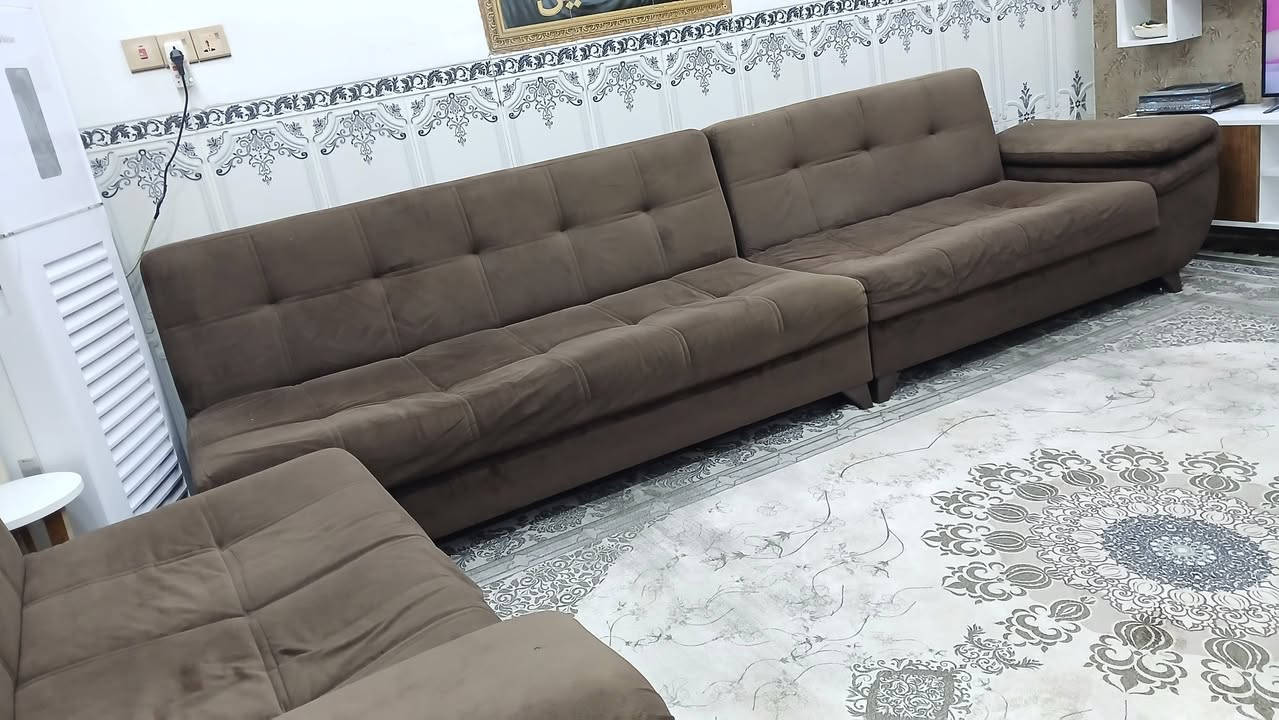 السلام عليكم
ديوان للبيع 9 مقاعد نضيف جدياً سرير قلاب سعرة 350 و بي مجال بسيط مكاني بغداد مدينة الصدر قرب ساحة الحمزه
 ***********
