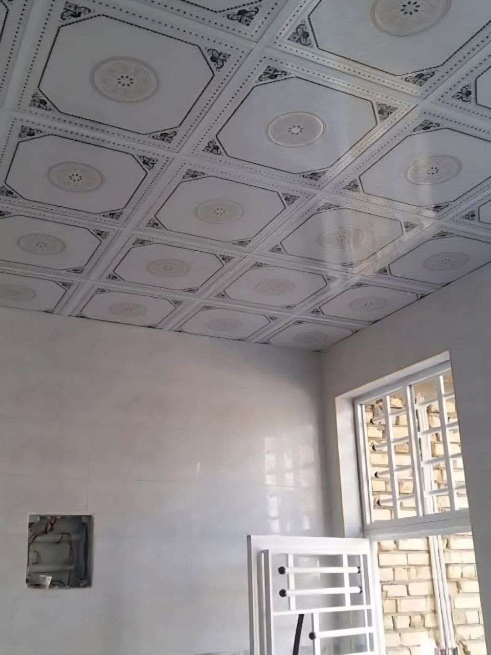 سلام عليكم سقف ثانوي طابقين سعر لمتر5 سقف ثانوي عدل شرايط او مربعات سعر متر3500 ***********
