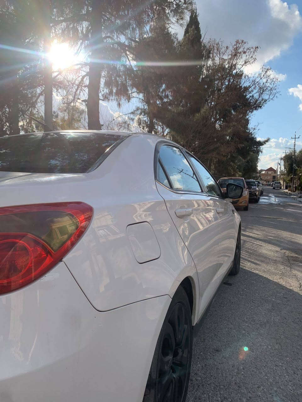 کــــــــوردی 
.................... 
تەنها فرۆشتن بە نقد 
گــــــۆڕینەوە ناکا 

ئێم جی MG _ 550 
ماڕکەی بەریتانی 
مــــــۆدیل / 2012 
مەکینە V4_1,8 تۆڕبۆ 
ڕەقەم هەولێر سەنەوی کۆنە
مەودای ڕۆیشتن 117 هەزار کم 
مواسفات ، فوول ، سلایت 
كوشن جلد و كارەبایی 
ناو فۆڕمیکا ، گێڕ ئۆتۆ ،
بیلادی پەردە ، شاشە و کامێرا 
 
کلین بێ سبوغ ، بێ لێدران 
یەک بست ساردی لە چاملغ 
بێ ناو گرتن بێ ئێڕباگ 

ناونیشانی ئۆتۆمبێڵ هەولێر 
بۆ پەیوەندی ***********
نـــــرخ    ( $ ٦٥ )  
------------------------------------

عربي : 
فقط بیع نقد ، ما عندنا مراوسة 

آم جي MG _ 550 
ماركة ٲصلي بریطاني 
مـــــــودیل 2012 
محرك / V4_1,8 تیربو 
رقم اربیل جدید سنویة منتهي 
ماشي فقط 117 ٱلف کم 
مواصفات فوول ، فتحة سقف 
جیر آوتو ، دواخل فورمیكا 
كشنات جلد و كهربائي ، بردات خلفیە بیلادی ، شاشە و کامیرا 

کلین بدون صبغ ، بدون حادث 
فقط شبر جاملغ تعدیل بارد 
بدون دواخل ، بدون آیرباك

عنوان السیارة اربیل 
للاتصال ***********

سعر  ( ٦٥ $ ) أربيل, العراق
