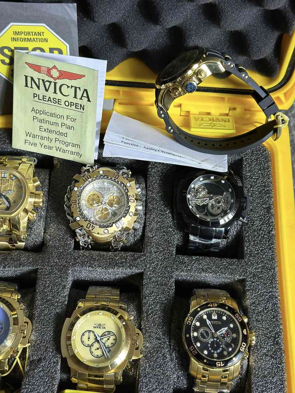 انفكتا سويسري اصلي
جديد غير مستخدم 
متوفر قطعتين اوتو ولبقيه كوارتز 
موديلات مميزه وراقيه


**إذا كنت صاحب هذا الإعلان وتريد حذفه لأي سبب، رجاءا أرسل رسالة إلى الدعم الفني**