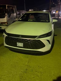 زيرو سياره داخل بيج  ماشيه 500 كيلو   بس نضربت هنا واضح بل صوره  السعر...