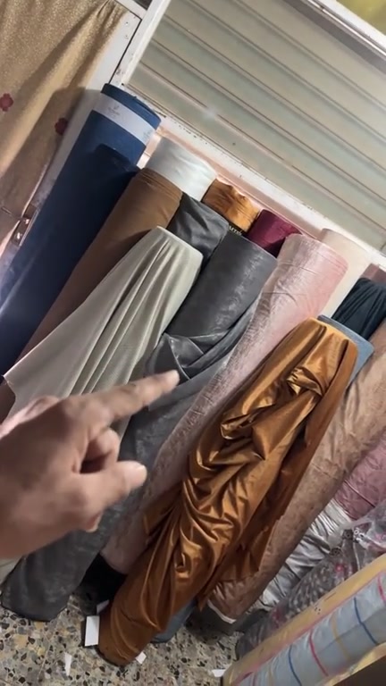 مفتح هنا في حي الرشيد ومفتح هناك بنص السوك هنا وهناك اهلا وسهلا.      واتساب ***********
