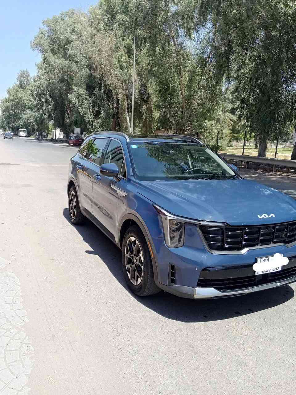 كيا سورنتو رقم بغداد دولي سنوية هزة جديدة موديل 2025 الشكل الجديد لون مميز مواصفات بصمة تشغيل عن بعد 7 راكب شاشة كبيرة تبريد لمس إنارة داخلية لمس هند بريك بصمه توقف ذاتي كامرة حساسات متعددة فتحة سقف بانوراما لايت زنون كراسي كهرباء داخل جلد لون ابيض مميز ويل كب مميز بعد مواصفات ماشية 22الف حادث جاملغ حافة البنيد سيارة جديدة داخل خارج كير محرك صدر تبريد ثلج الكل كفالة يوجد صور حادث مع السونار  السعر 255 اتصل وتدلل موبايل ***********
