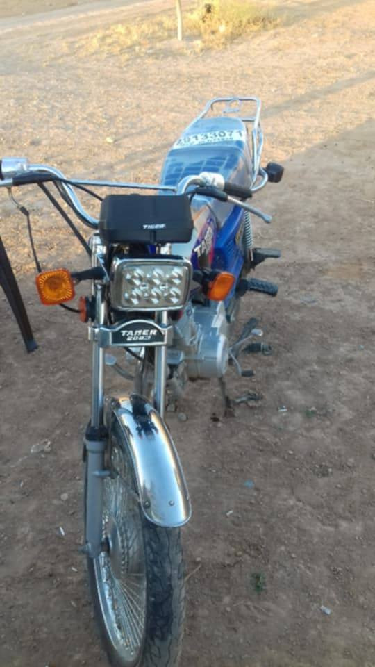 ماطور مستعجل عل بيع نضافه كدام العين 400وبي مجال


**إذا كنت صاحب هذا الإعلان وتريد حذفه لأي سبب، رجاءا أرسل رسالة إلى الدعم الفني**