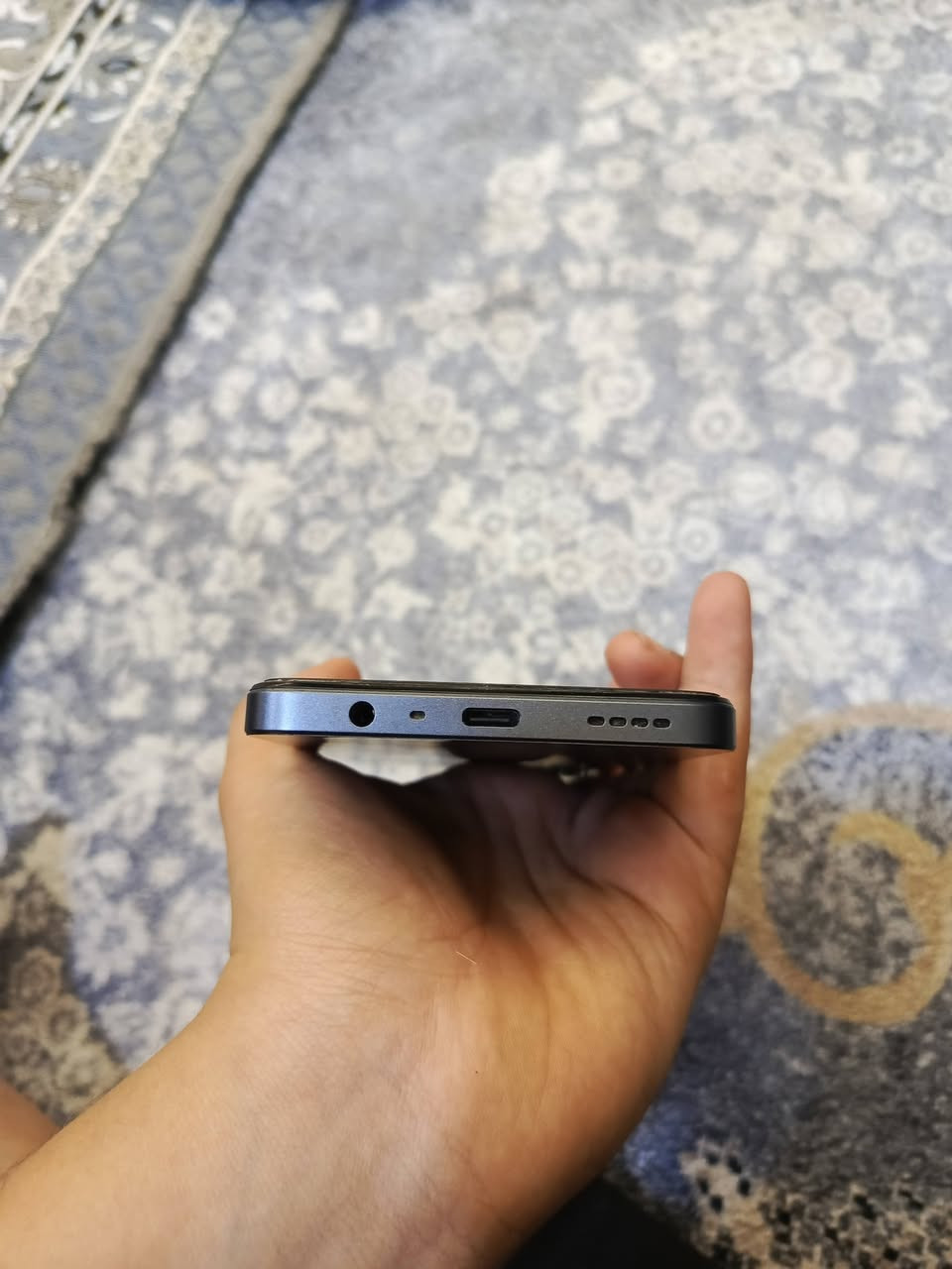 السلام عليكم
جهاز للبيع ريدمي نوت 50
جهاز كلش نضيف
جهاز كلة بلادي 
بطارية 6000 الف
ذكرتة 128
شاشة 120 هيرتز 
جهاز شحنة وية كارتونة وية كلشي وية
سعرة 125 قفل بدون معاملة 
مراوس وية 11عادي أو اكس ماكس 
***********
تواصل خاص
