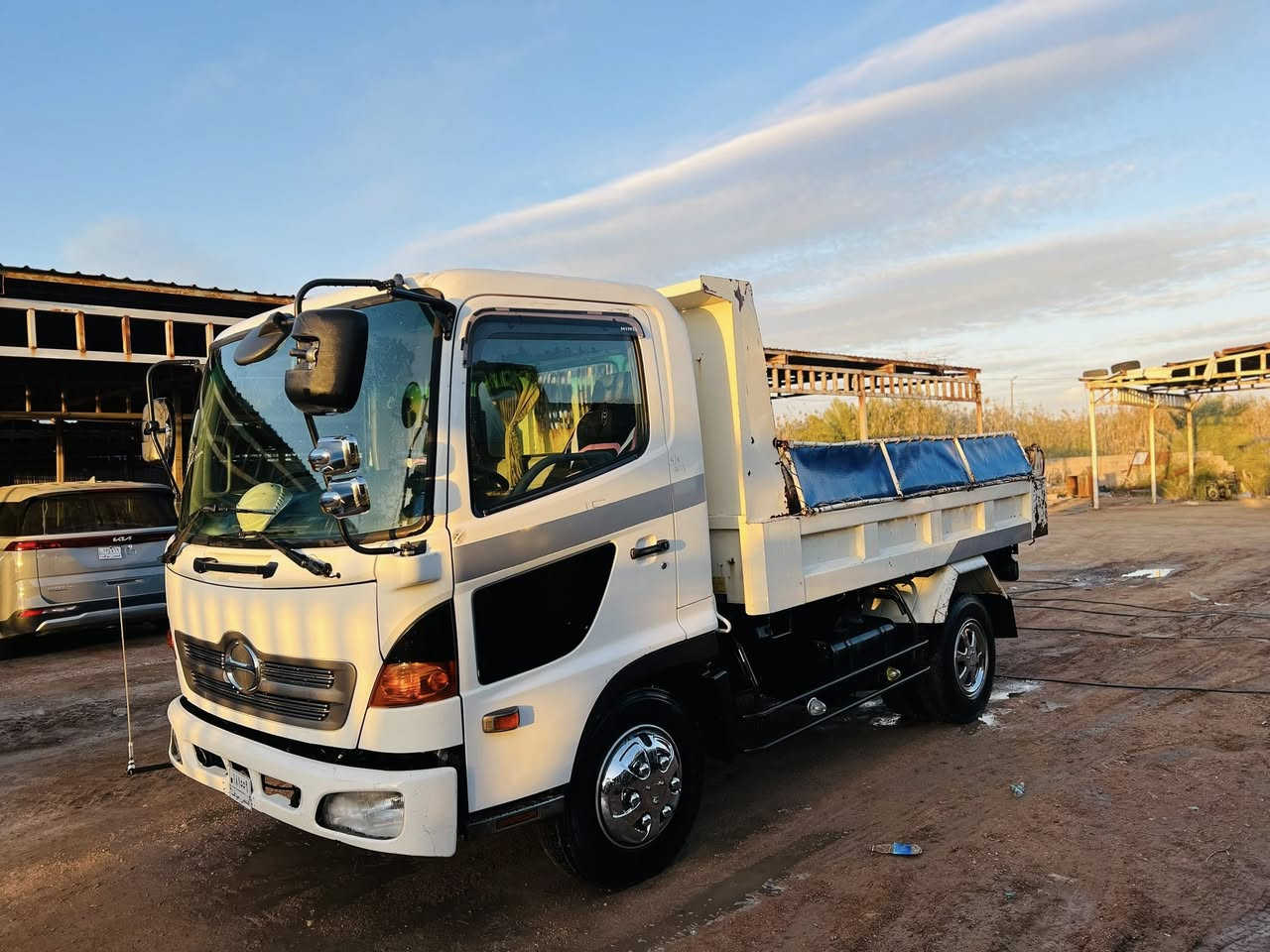 للبيع هينو شيطان دخول جديد مكفوله كفاله عامه مرقم بصره سياره جديده مكان السماوه الرميثه الهاتف ***********
