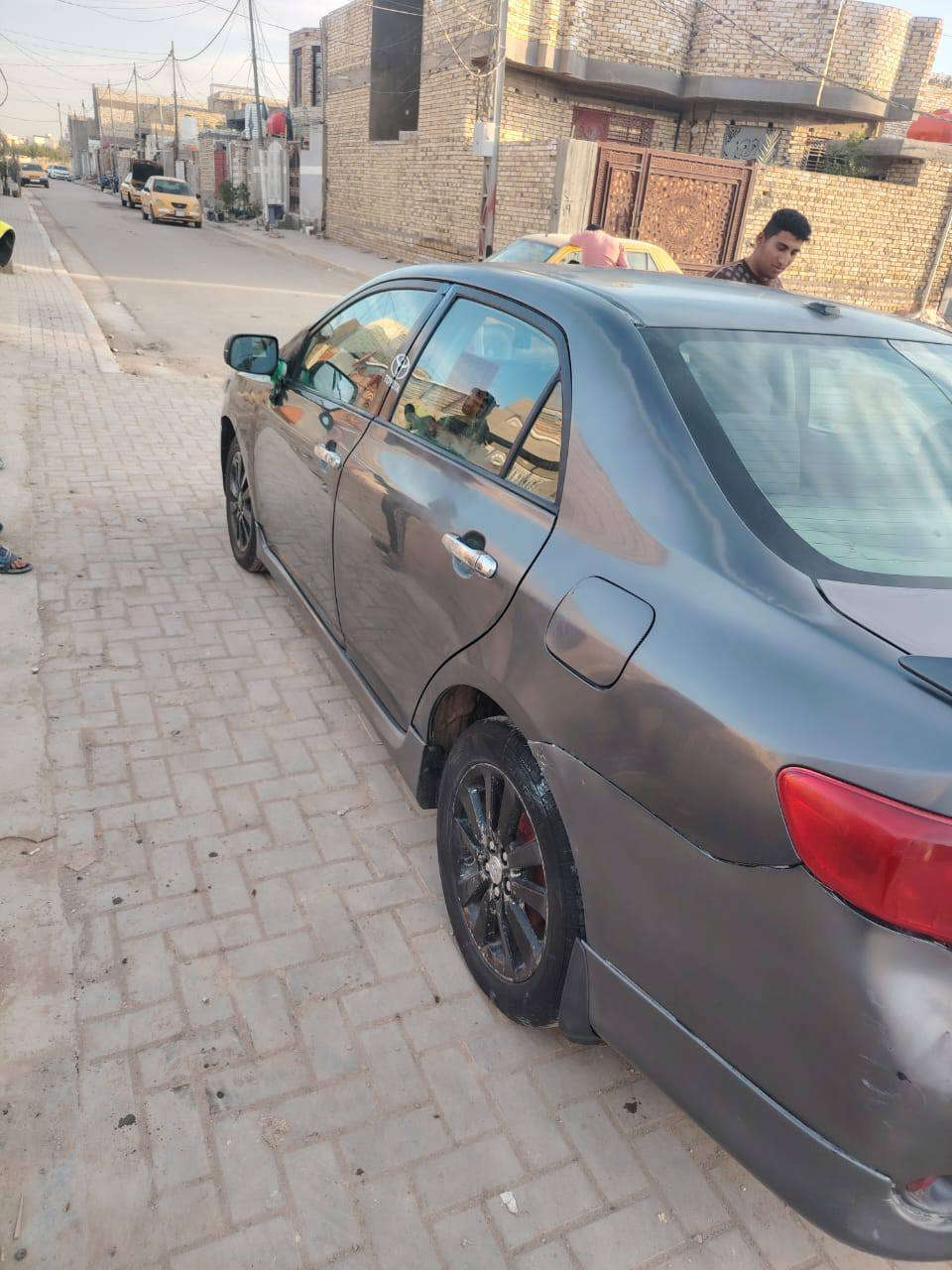 السلام عليكم من رخصت الادمن سياره كورلا وارد أمريكي موديل 2010 مشروع وطني رقم مثنئ سياره بسمي مكاني الديوانية السعر 85.  $.  أرقم الهاتف ***********
