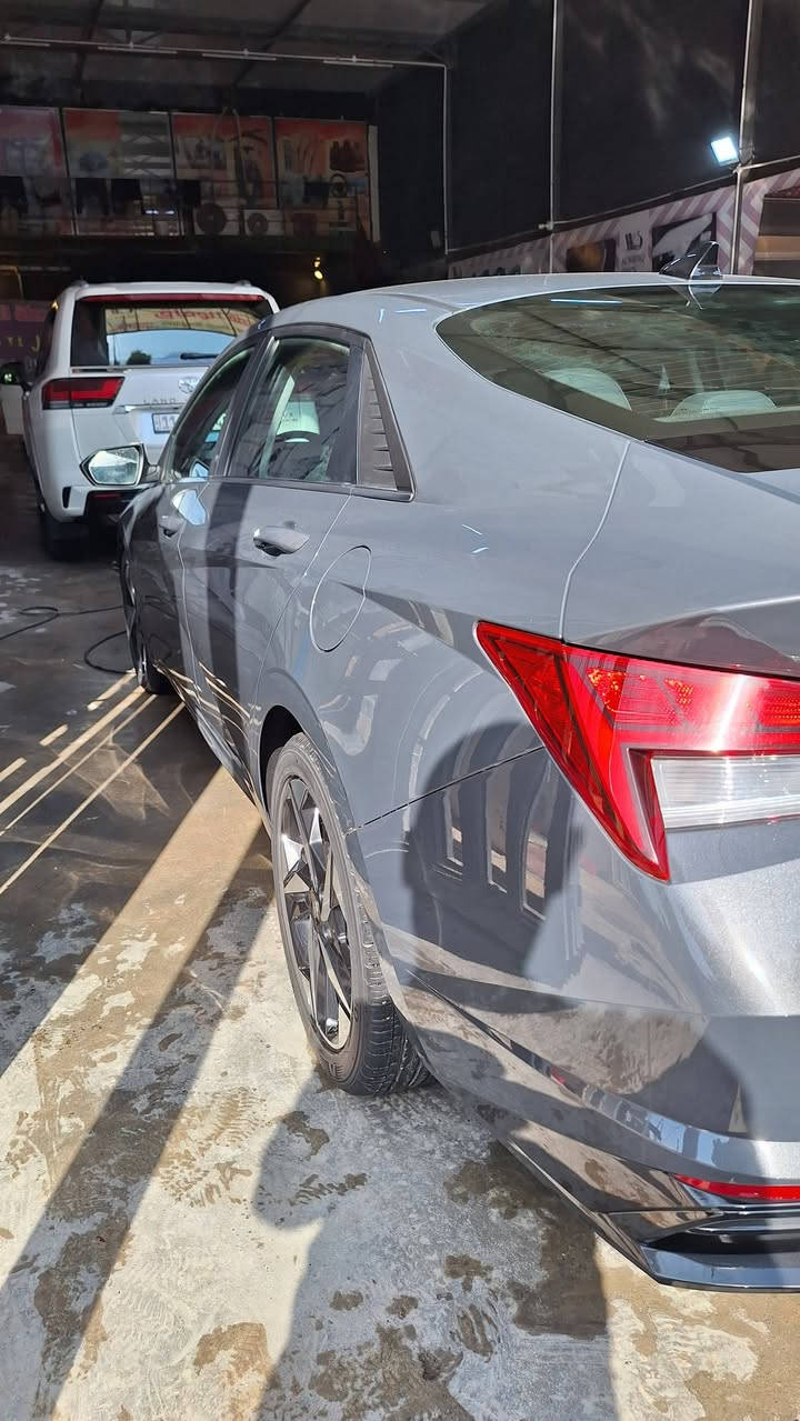 🔹الإنترا لمتدد  موديل 2023 فول حادث تبديل جاملغ فقط بدون دواخل مواصفات
ملاحضة السيارة مغلفة بالكامل ppfحماية مع ضمان خمس سنوات 
🔹المواصفات.......
🔹فتحه سقف اسلايت 
🔹بصمه تشغيل 
🔹بصمه ابواب 
🔹تشغيل عن بعد 
🔹رادار أمامي 
🔹لد داخلي 
🔹كراسي تدفئه
🔹رادار خلفي 
🔹رادار جانبي 
🔹ويل كب 
🔹اضويه زنون ابلادي
🔹تحديد مسار 
🔹مثبت سرعه 
🔹وقوف ذاتي 
🔹مانع اصتدام
🔹شاشه ثلاث انظمه 
🔹شاشه دجتل  
🔹كامرا  خلفي
🔹محرك 2000دوش
🔹ماشيه  15الف 
🔹تخم تاير ويل كب 
🔹السياره نظافه جديده  
🔹كشنات كهرباء
🔹حساسات امامي
🔹حساسات خلفي
🔹لون فيراني 
🔹رقم بابل 
🔹تحويل مباشر 
🔹للاستفسار الاتصال على الرقم *********** هاتف : واتساب 
مكان السيارة بابل
