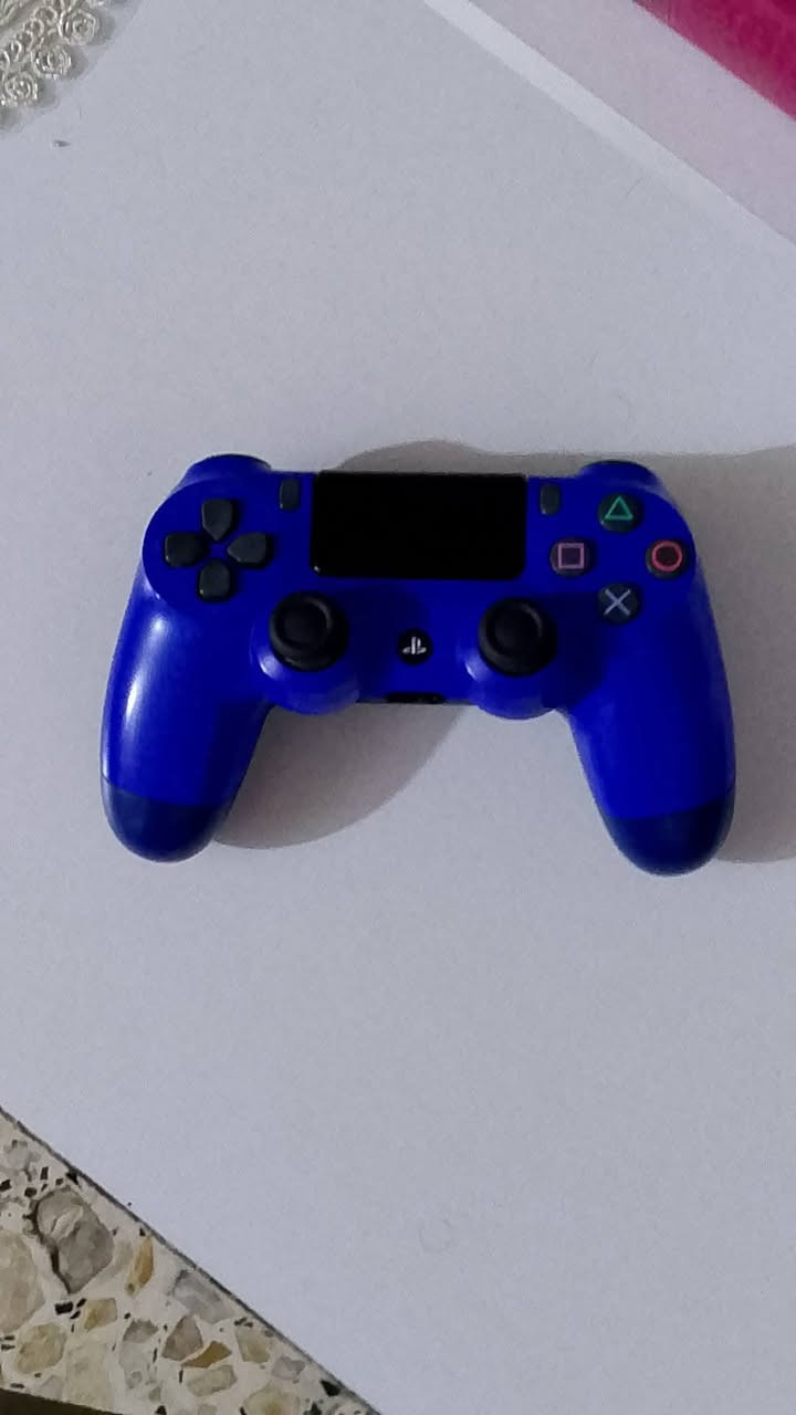 🔥 للبيع PS4 سلم مهكر 🔥
🎮 نظام 12.52
✨ لوك ستيكر وما مفتوح
🧹 نظافة الجهاز ممتازة جداً
🎮 ويا يده 
🔌 ويا جميع الكيبلات
🌬️ ويا ستاند مراوح
🎯 ويا 4 ألعاب

📍 الموقع: بغداد - الدورة


**إذا كنت صاحب هذا الإعلان وتريد حذفه لأي سبب، رجاءا أرسل رسالة إلى الدعم الفني**