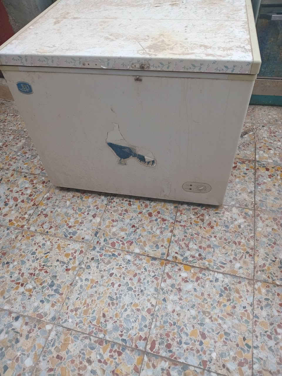 سنك مرمر متر ونص مع ملحق متر السعر 135
گاونتر طرح المنيوم سعودي مترتين السعر 110
سنك مرمر متر ونص السعر 85
گشر مجمده متر السعر30
***********
***********
