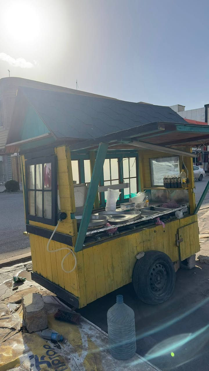 سلاو عارەبانەی لافە بۆ فرۆشتن نوێ خاوێن کامل ئەشیا بە کەپرەوە  شوێن دانیشتن کارەباشی بۆ راکێشراوە کامل کاملە بەبێ نوقستانی مالی کەسابەتە شوێن هەولێر  شوێنەکەی زۆر باشە 5حەساروک نرخی 600هەزارو مەجالیشی تیایە 
ژمارەی خاوەنی 7040 391 0750 أربيل, العراق


**إذا كنت صاحب هذا الإعلان وتريد حذفه لأي سبب، رجاءا أرسل رسالة إلى الدعم الفني**