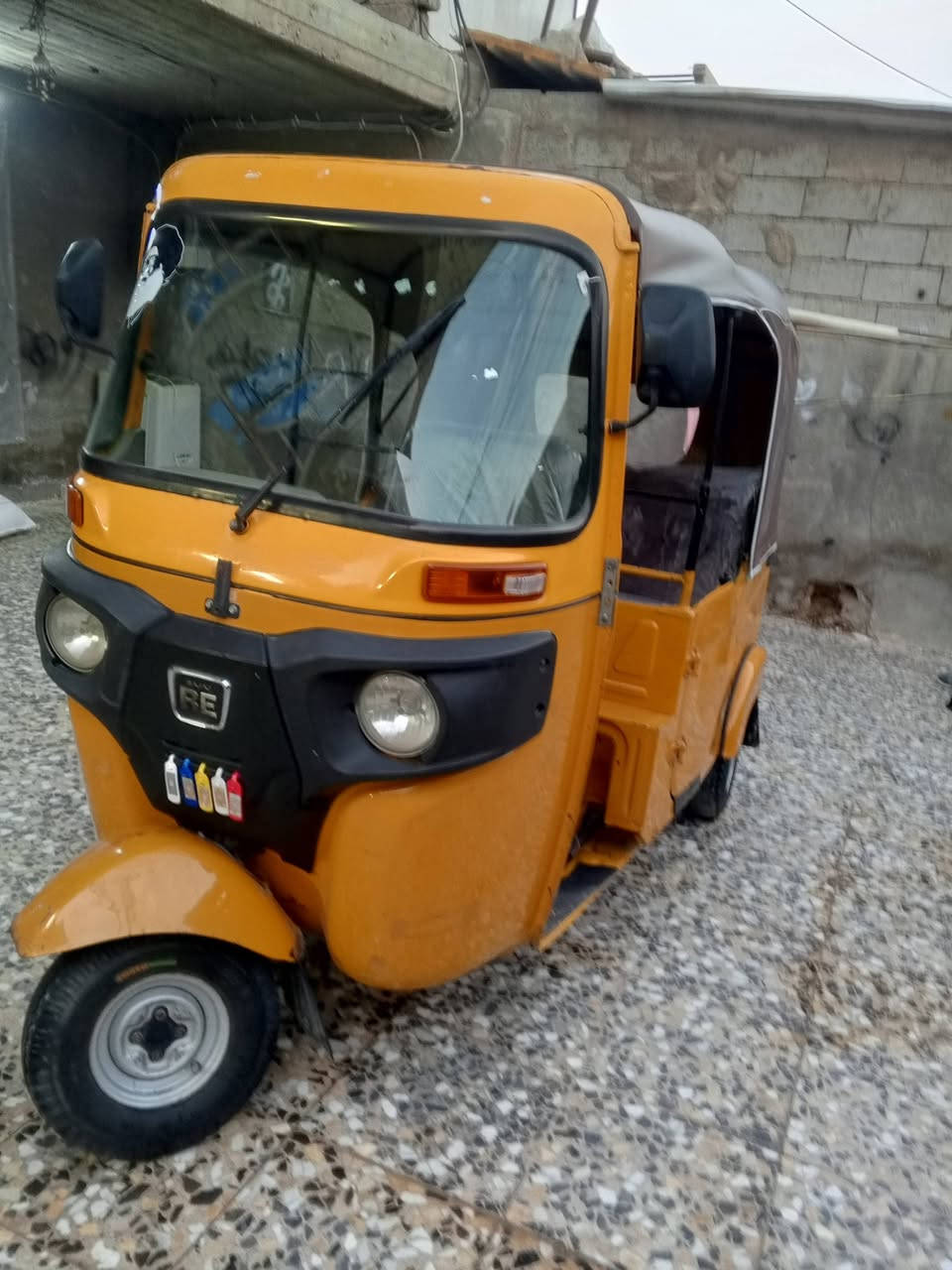 سلام عليكم تكتك 21شهر 6 البيع رقم وسنويه مكفولا لا ضربه ولا صبغ فقط دوس معمره نضيفه كلش  مكاني نهيت حي اور سبع قصور شارع ابو علي شراي ينتصل ***********
