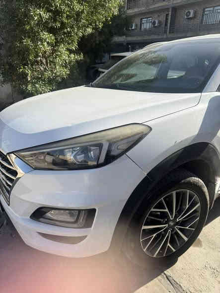 توسان ٢٠١٩ خليجي شركة قلم 
السيارة نص فول مكفولة كفالة عامة نظيفة ماشية ٧٢ الف 
السيارة بااسمي اشتريتها زيرو تحويل ثاني يوم 
رقم بغداد بصمتين 
بيع مستعجل 
للاستفسار اكثر ***********
