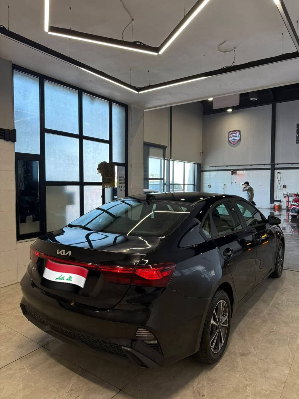 كيا فورتي2023 امريكي سرقه جاملغ فقط  بدون دواخل بدون ايرباك   
مواصفات :- (مكاني بغداد الكرخ )
شاشة 🖥 مرقم اربيل جديد
كاميرا 📷
حساس 
رادار
ويل كروم
تحكمات ستيرن 
➕ تحديد سرعه 👍
نظام قيادة (ذكي + سبورت +نورمال ) 👍
مانع انزلاق 👍
نظام تحديد المسار 👌
بعد بيها مواصفات .
 مكاني بغداد
واتساب سعرها 149
***********
