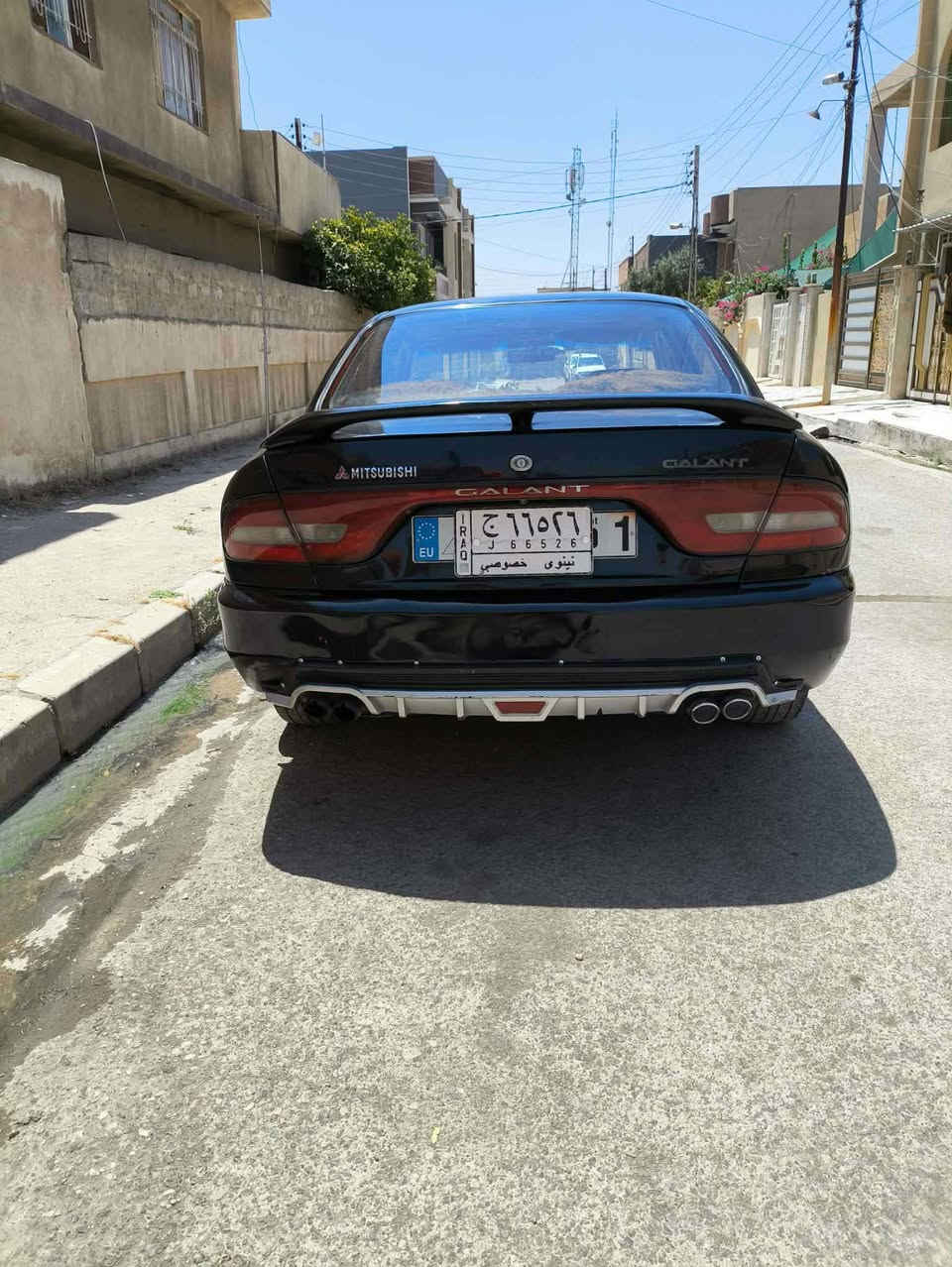 للبيع سيارة مستبوشي كلانت موديل 1994
6 سلندر محرك 2000 
كير عادي 
قفل مركزي 
تبريد ثلج نضام سبلت 
جامات 4 كهرب 
تنته سلايد 
مراية كهرب 
غرفتها نضيفه جدا 
 كوبون بانزين
 صبغ حزام للجمالية
رقم نينوى الماني سنوية عظم بأسمي  
السعر 30 $ ورقه بيها مجال بسيط 
السيارة احلى من الصور 
بيع او معارضه مع كياريو  او هافيو يعنى حتى لو فرق
مكاني موصل ايسر للتواصل الاتصال علا رقم خاص


**إذا كنت صاحب هذا الإعلان وتريد حذفه لأي سبب، رجاءا أرسل رسالة إلى الدعم الفني**