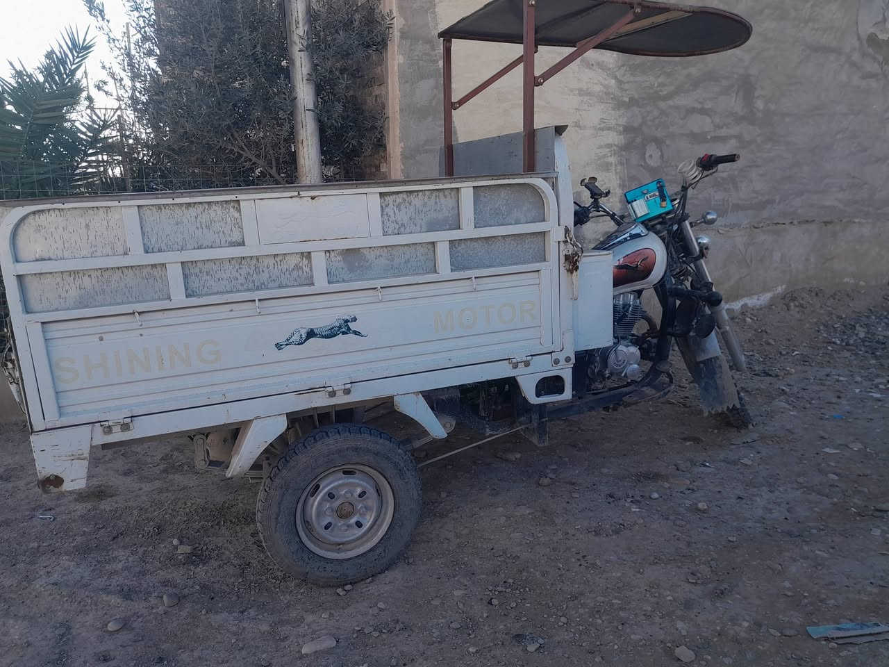 ستوته نضيفه للبيع مليون و ٣٠٠ وبيها مجال الشراي على هاذ الرقم ***********
