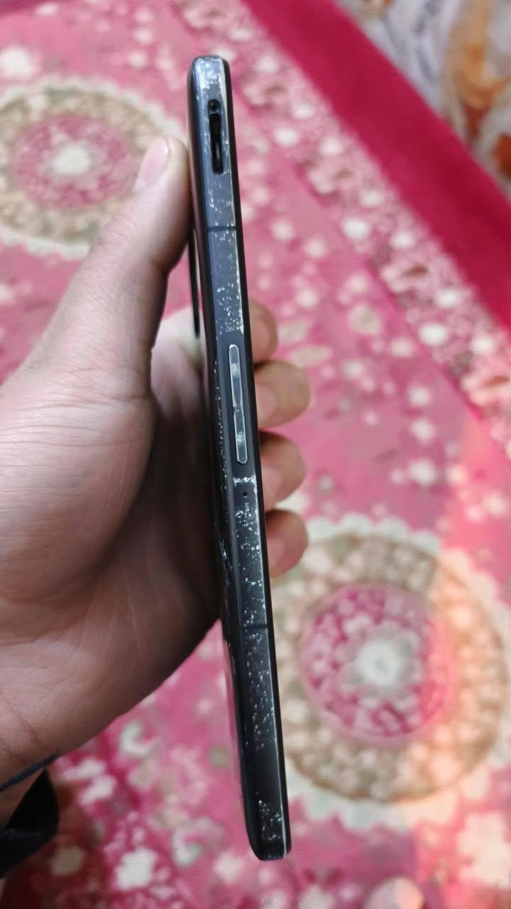 اسلام عليكم POCO F4 GT ابو الشفتات ذاكره 265 معالج Snapdragon 8 Gen 1 فقط البيت مال سمكارت فقط القاعده الفوك مكسوره بس  يشتغل سمكارت طبيعي ول شاشه ول شهر بيهن فطور يرهم مراوس او بيع ***********
