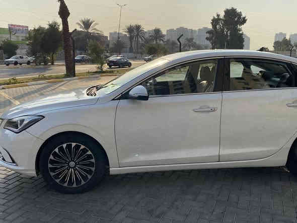 للبيع شانجان ايدو بلس 2020 و نضيفة بدون نواقص 
ماشية 118 الف كيلو اعلى مواصفات بالايدو                         (سيارة بيه باب السايق و الوراه صبغ فقط) 
مواصفات
رادارات
اشاير بالمري
كامرة 360 درجة
حساسات امامية خلفية
فتحة سقف
زنون بلادي
بك لايت لد
بصمة ابواب
كشن جلد
و خزن ميموري
وتدفئة كشنات
وبعد بيه هواي مواصفات 
سعر102وبيه مجال
***********
مكان سيارة بغداد حي العامل
