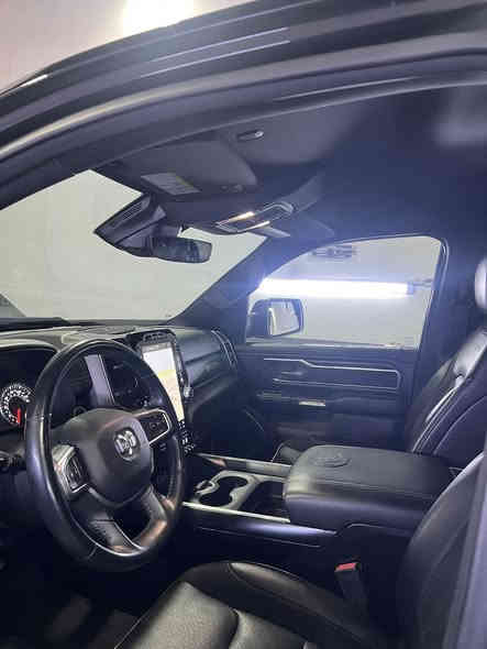 Ram 1500 LARAMIE 4*4 2023
٣٢.٠٠٠ميل
سياره ٤ ويل
شاشه تيسلا
بجم ليمتد بيلادي
سياره فول مواصفات ما عدا الفتحه
جاملغ امامي مسبوغ ويا شبر صغير بل بنيد
بدون دواخل بدون ارباك
سعر ٢٩٥$ و بيها مجال
***********
