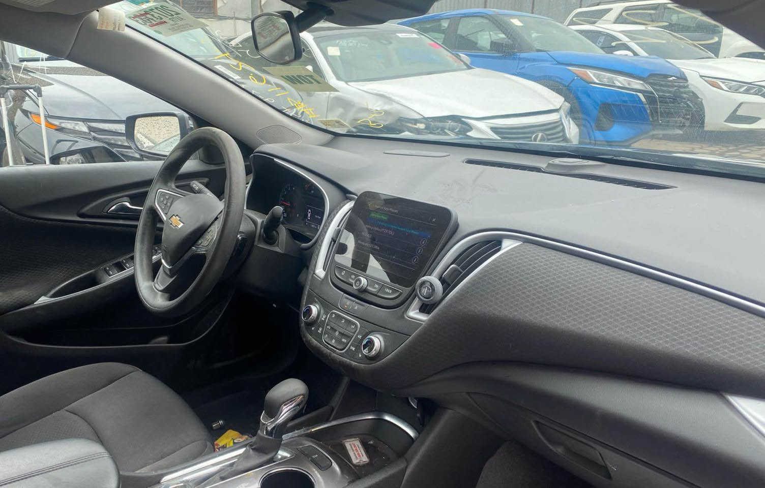 ماليبو 2023 LT 
شاشه گه وره كوشن هيتر  دوو پارچه ي بوياغه بئ ژوري بئ ايرباك ده عمي هه ر هيج نيه شوخت بوه هه مو شتي به شه رت  سعري 119 مه جال 
*********** اكر, نينوى
