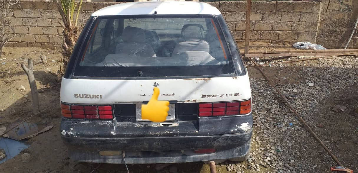 السلام عليكم ورحمه الله وبركاته
للبيع   سازوكي سويفت
اللون: ابيض   
السياره گير ومحرك وكهربائيات شرط  
السياره رقم فحص صلاح الدين   تحويل مباشر بأسمي 
ويرهم مراوس


**إذا كنت صاحب هذا الإعلان وتريد حذفه لأي سبب، رجاءا أرسل رسالة إلى الدعم الفني**