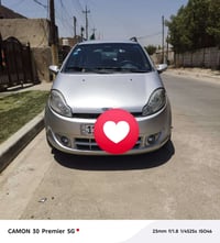 A1 موديل 2013 رقم بغداد باسمي السيارة مكفولة من الصبغ او التبديل السعر...