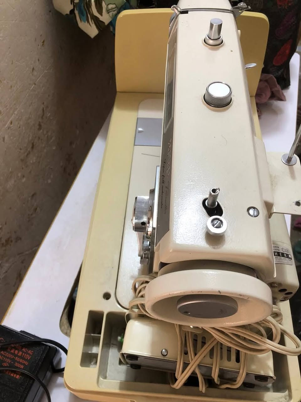 مكينه براذر خياط جديده شخط مابيهه وياهه جنطه وميز خياطه سعره 180 مكان بغداد الغزاليه  تطريز 24 نقشه وبيت دگمه


**إذا كنت صاحب هذا الإعلان وتريد حذفه لأي سبب، رجاءا أرسل رسالة إلى الدعم الفني**