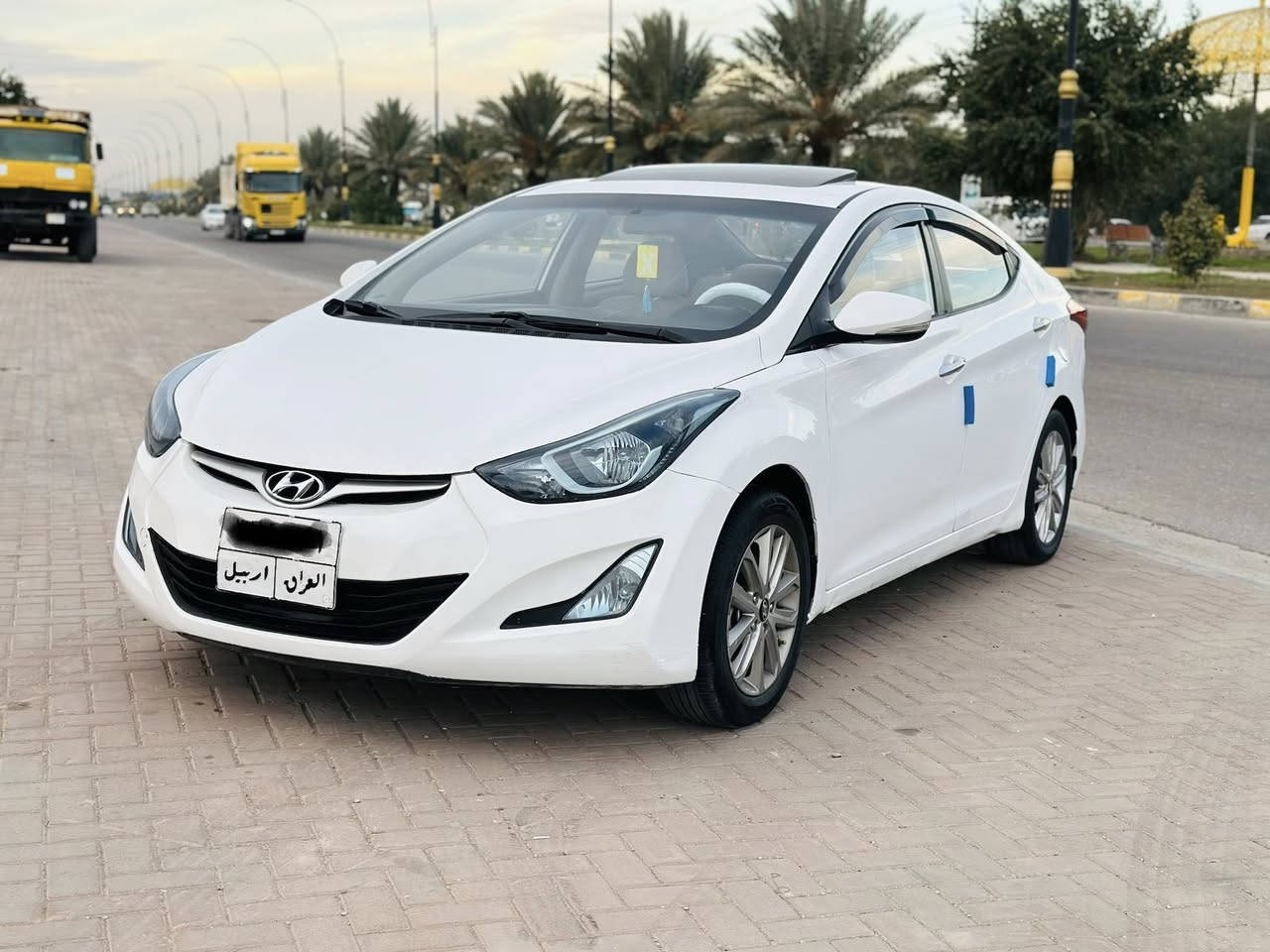 السلام عليكم الانتره 2015 خليجي 
فول 1/1 فتحه سقف 
مري شفط تبريد قطعتين
شاشه حساسات 
مكينه 1800 
كير ايتي 6نمر 
داخل بيجي 
لد امامي وخلفي 
رقم اربيل تريد تحويل تريد وكاله 
مكينه كير حداديه تخم تاير تبريد كفاله 
السياره جديده مانقصهه اي شي خير من الله 
بيهه صبغ قطعتين وبيهه جلاتين قطعتين بدون دواخل 
مكان السياره كربلاء السعر 108 وبيهه مجال
***********
