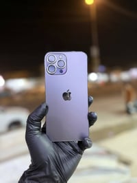 ايفون 13 برو ماكس مكفوللل كفاله عامه  نضافه 100 %  بطاريه 95  وتر بروف...