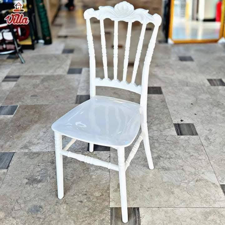 ميوزه طعام ضد الكسر 
يتوفر باللون الاسود والابيض وبقياسات مختلفه 
مع كراسي عضم عاج ملكية ضد الكسر 
جمله ومفرد بسعر مناسب 
مستعدون لتجهيز كافه المطاعم والكافيهات للاستفسار والطلب مراسله الصفحه او الاتصال ع
***********
