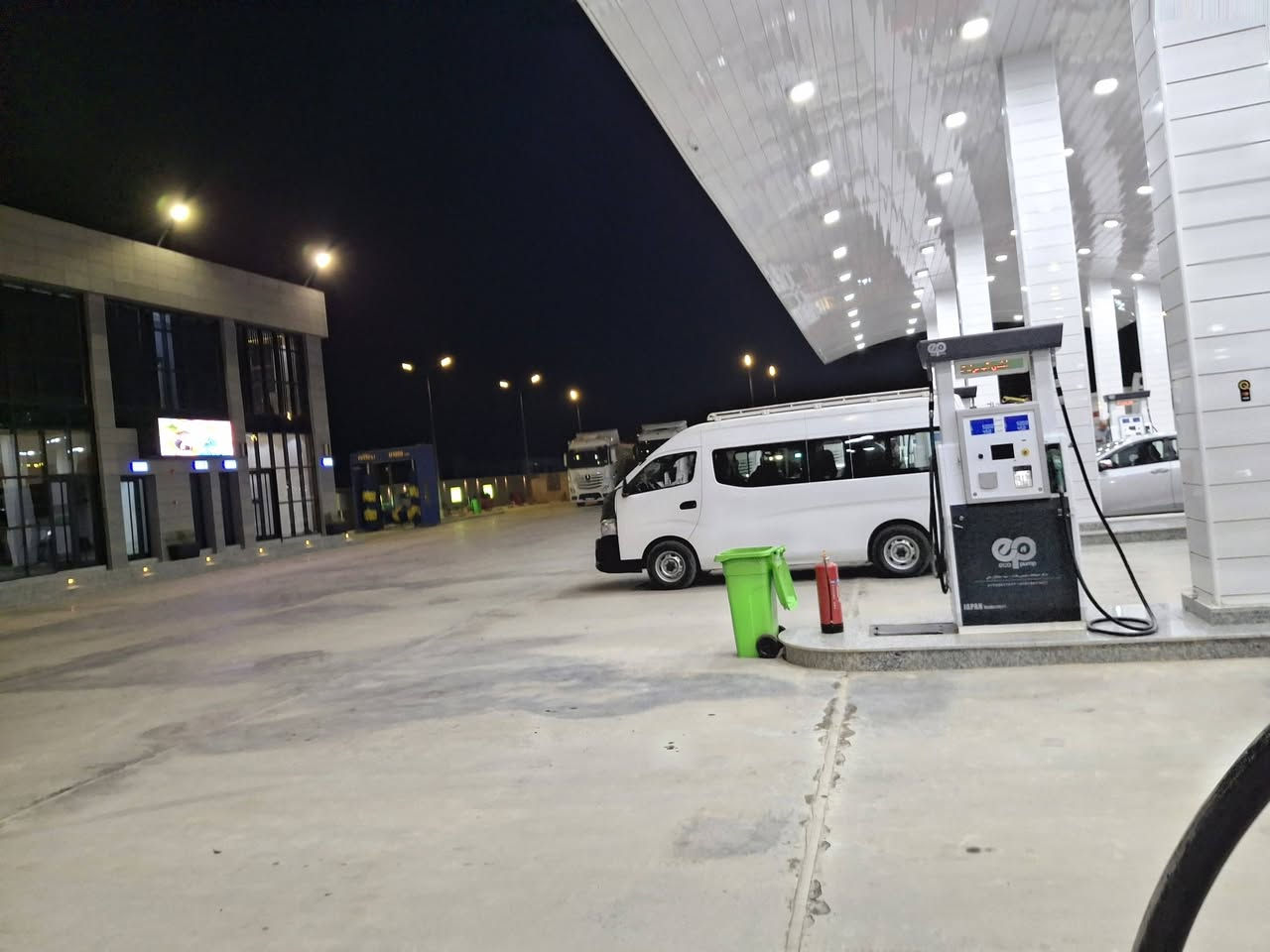 الحمد الله اليوم فتحت البانزين خانه قطر الندى باشره بتزويد الوقود


**إذا كنت صاحب هذا الإعلان وتريد حذفه لأي سبب، رجاءا أرسل رسالة إلى الدعم الفني**