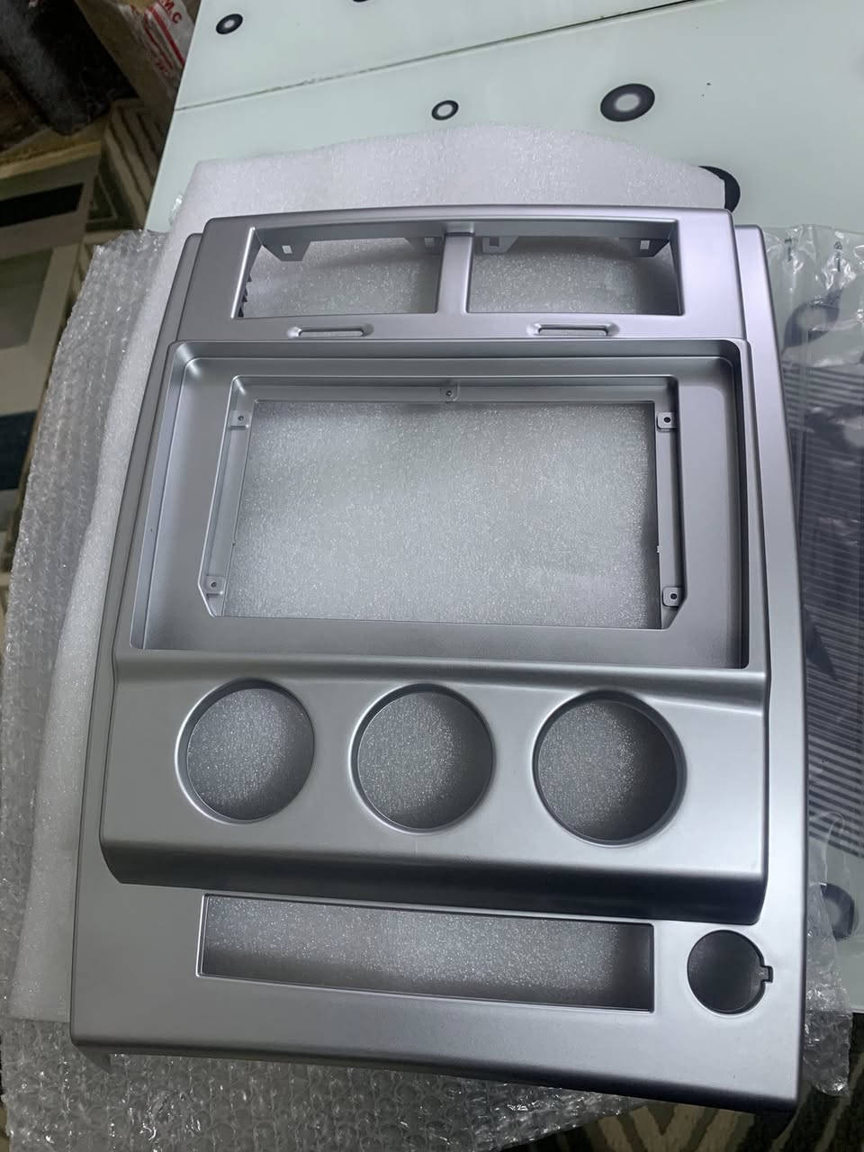 للأناقة والفخامة 
تحديث إطار الراديو و مجموعةً مكيف الهواء (البريد)
للمراسلة واتساب 
0771 365 8670
