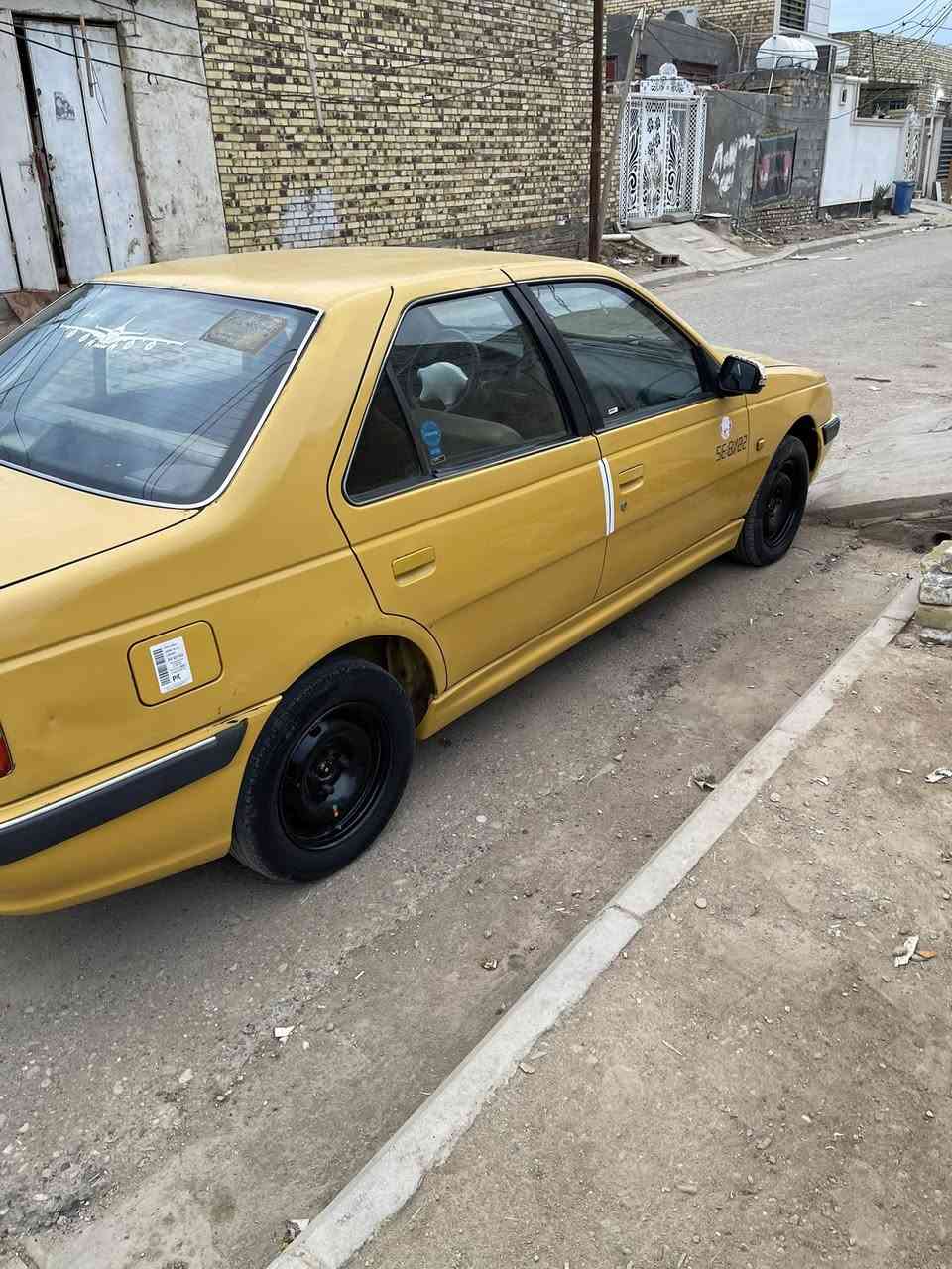 السلام عليكم سياره بيجو بارص مديل 13سنويه ل27مصفره هيئه وغرامات لاستفسار ع هذا الرقم ***********
