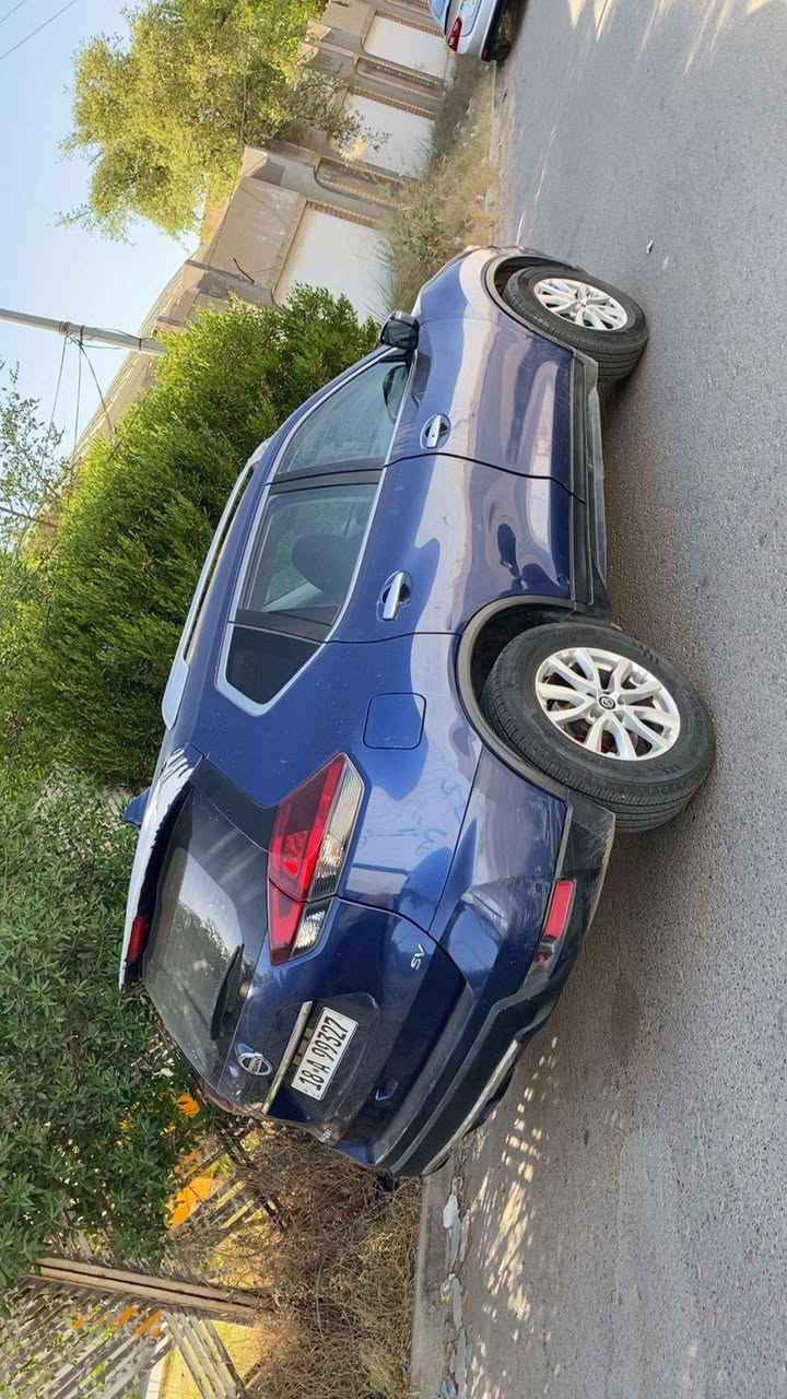 من رخصة الأدمن
‎Nissan rouge 2018 SV

‎1- السياره  فئه سبورت .                                      

‎2- محرك حجم 2500 كير أوتوماتيك.                                        

‎3- ماشيه 90 ألف .                                             

‎4- بصمه _ شاشة _ كاميرا _ حساسات _ مري كهرباء _كشنات تدفئة _ رادار أمامي وجانبي  .                  

‎5- بيها 3 أنظمة قياده  عادي - إيكو - سبورت           

‎ 6- السيارة وارد أمريكي ضررها مرفق بالصور.          

‎7-سونارها موجود .                                             

‎8- السيارة باسمنا رقم بابل مشروع وطني ساكن في 

‎ بغداد. 

السعر :125 ورقه وبيها مجال                               

‎رقم الهاتف:*********** .
