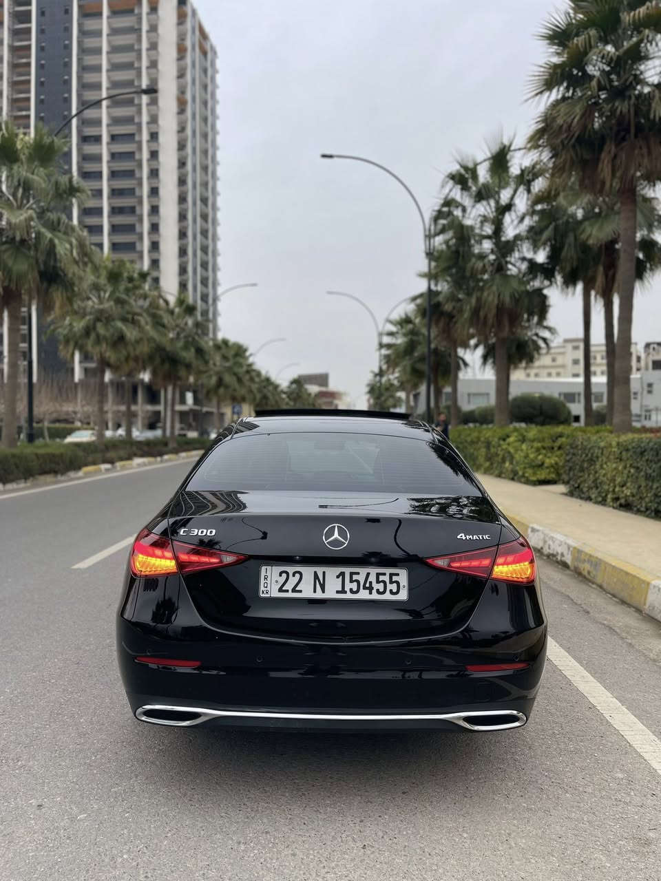 مرسيدس C300 🐎
فل 1/1 وارد أمريكي الموديل: 2023

📍مرقم جاهز مع كتاب تظليل مرور 80‎%‎

 • المواصفات:
 • خمس كاميرات
 • رادارات محيطيه
 •فورماتيك
 • دشبول خشي صاج
 • داخل اس كلاس 
 • اللون الخارجي:أسود
 • الداخلية: جلد ابيض
 • مقاعد amg جي كلاس
 • ماشية:19 ميل 
 • وارد: أمريكي 
 • محرك 4 سلندر تيربو – اقتصادي وقوي
 • بصمة أبواب
 • فتحة سقف بانوراما
 • تسخين كراسي أمامية
     ٠انظمة قيادة (eco,comfort,sport,sport+,individual)
 • نظام حفظ وضعيات الكراسي (Memory Seats)
 • كراسي كهرباء
 • مرايات كهربائية تطوي
 • رادار بالمري
 • سكان رياضي 
 • تحكم ستيرن وقيادة ذاتية
 • شاشة كبيرة أصلية
 • نظام ملاحة (Navigation)
‏ • Apple CarPlay & Android Auto
 • نظام صوتي Burmester
 • إنارة داخلية ملونة (Ambient Lighting)
 • نظام مراقبة النقطة العمياء
 • رادار أمامي – تنبيه تصادم
 • نظام تتبع المسار / تنبيه الخروج من المسار
 • كاميرات 360 درجة + حساسات أمامية وخلفية
 • كشافات LED أصلية
 • تبديل ناعم – كير قوي
 • السيارة نظيفة كلش
 • حادث  خفيف جدا بونيد و حافة جاملغ 

مكان اربيل

للتواصل 
***********
