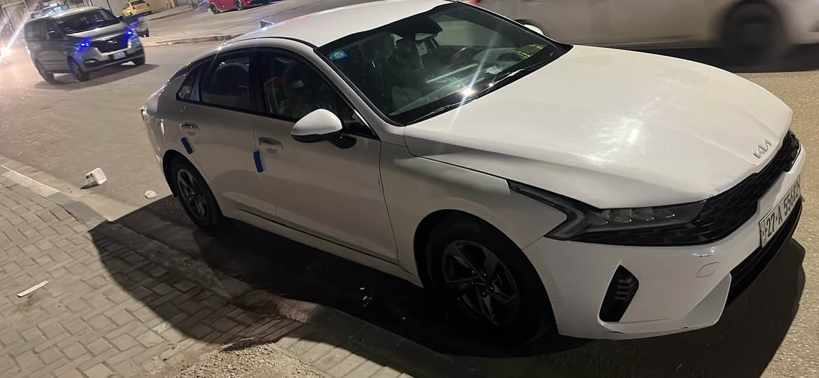 السلام عليكم 
بيع مستعجل 
𝟐𝟎22𝐊𝐈𝐀 𝐊𝟓 - 𝐆𝐓...    بيع فقط   
اللون :أبيض :         
ماشيه 50im 
المواصفات:LXS معروف  
فـــول فـــول 1.6تيربو 
فول لاخير سيارة من عده البنو رامه 
تشغيل عن بعد   
 360 درجة رادارات  
توقف ذاتي
قيادة ذاتية 
نظام ترحيب عند الاقتراب 
نظام تنبيه خروج من مسار 
ماصدة ذكية زنون لد برتقالي 
4 انظمة قيادة :NORMAL/SPORT/SPORT +/Confart 
شاشة كبير + بيهة نظام مثل شاشات تعلي صوت عل حركة 
5 مداخل USB
نظام ابل كار بلي 
نظام خرائط بلادي 
شاشة اعطال 
نظام تحدير داخل عند اي مشكلة 
صندوق ذكي عند الاقتراب 
سايد بريك بصمة 
اوتو هولد  
بيهة تحكم بصوت محرك من شاشة 
ويل حجم 1.6

ملاحضه اخوان السياره داخله مزاد (2) 
 اول مرا داخله ضربه بصيطه بل بنيد  او سرقه جاملغ اليمن او مبيوعه المريكه او معدله بمريكه  
 
او المرا الثانيه ضربته باب او جاملغ اليسر او مكصوصات من امريكه او صبغهن او شدعن بل عراق 

السياره ذيقار معوقين وكاله عامه    
***********📞 
مكاني البصرة  او السعر145وبيه مجال بصيط البصرة, العراق
