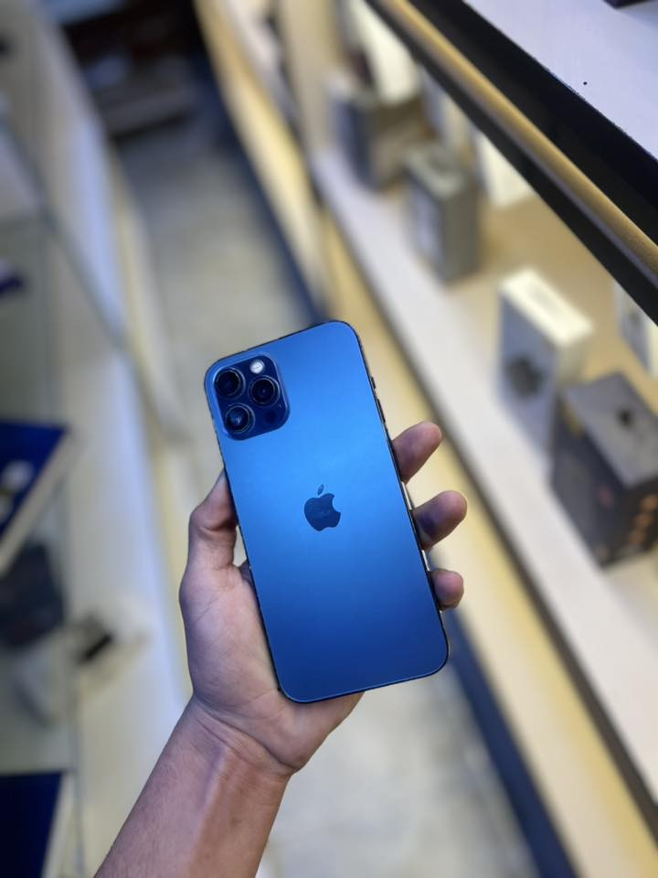 مـركز علي أبل لديكم لا خوف عليكم
12 pro max 
سعره فقط 215 الف 
.
ذاكـرة : 256 gb 
.
🔋 بطاريه نسبة 95 فما فوق
. 
نظافه 100% 
.  

. 
العنوان : مـركز علـي أبـل . تكـريت . شارع الزهور . مقابيل ازياء مارتر مجاور بيت العطر 
الرقم : ***********
