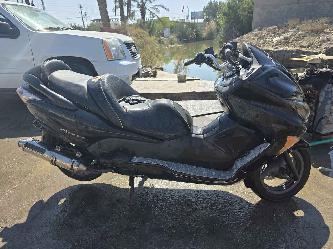 فورزه ٠/٨ كامله كلها شغاله عميه وجه بومه للبيع المكان قضاء المدينه
***********
