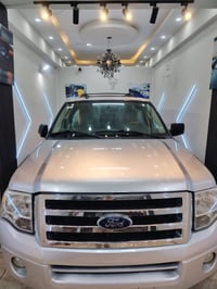 فورد اكسبديشن • ٢٠١٣ • خليجي