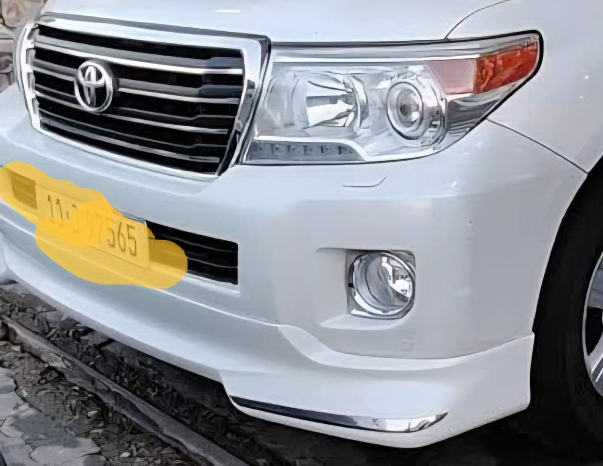 سلام عليكم دعاميات مع الحيه خلفي واماميه مع لايت عد٢ مع شباك مع بكلايتات ٤ متحرك وثابت مع واقيات زوج يرهم من مديل ٨ الى ١٥ تجاريات جدد ***********السعر ٦٠٠ الف
