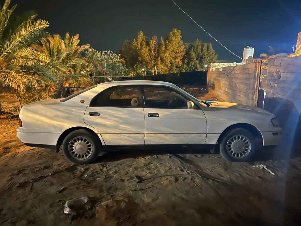 السلام عليكم سيارة البيع بطه كراون لون ابيض منتصل حداديه جديدة تواير جدد محرك وكير كفاله رقم بصره تحويل ثاني يوم مكان الناصرية ***********
