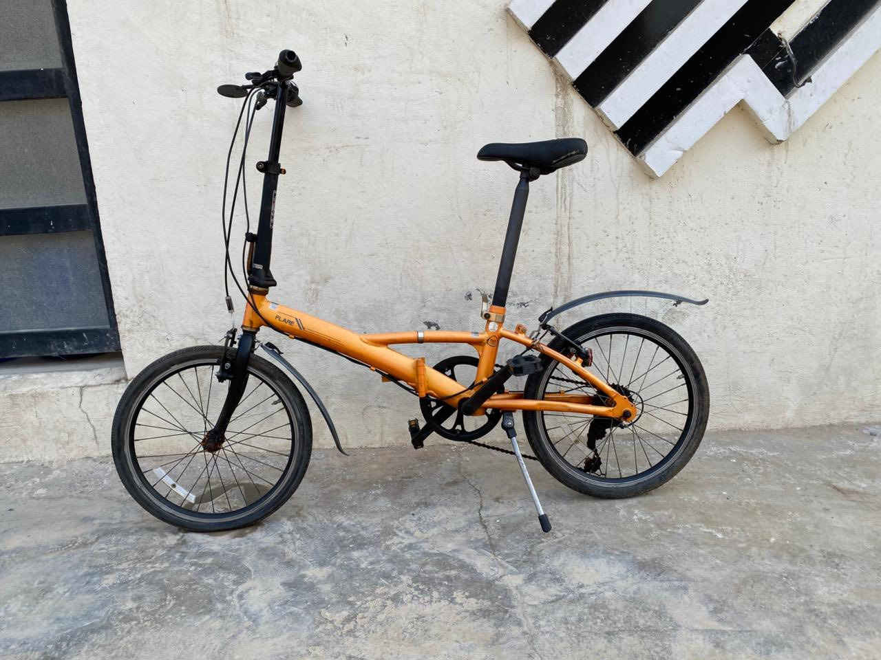 متوفره هاي القطعه فلر المنيوم نظافه ٩٥٪؜سرج طويل سلايد وستيرن ايضاً سلايد لون السرج والستيرن زيتوني قياسات كبيره الدراجه مو فقط صغار تتحكم بيها أنت السعر ١٥٠ بغداد الدوره *********** لايوجد توصيل
