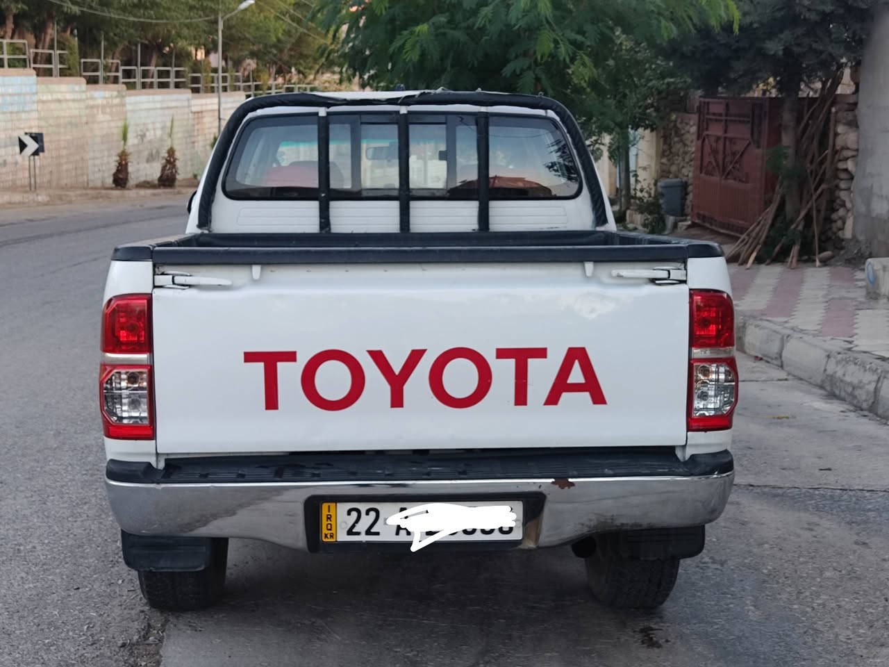 مەرزی 2013گازە  دەبل ئەکسل بی بۆیاخ مەکینەو گیڕی بەشەرت نەکراوەتۆ سەنەوی تا2028تازەیە تایەی تازەیە سعری180گەڵاو ماعمەلە شوین سلیمانی  ***********      ***********
