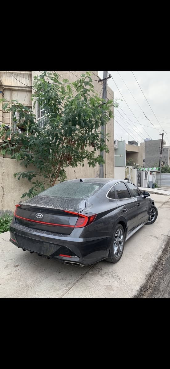 سوناتا 2023 بدون رقم مواصفات sel بيها صبغ 5 قطع سياره حلوه وجاهزه بدون نقص السعر 142 وبيها مجال بسيط 
*********** 
‭0788 287 0045‬
