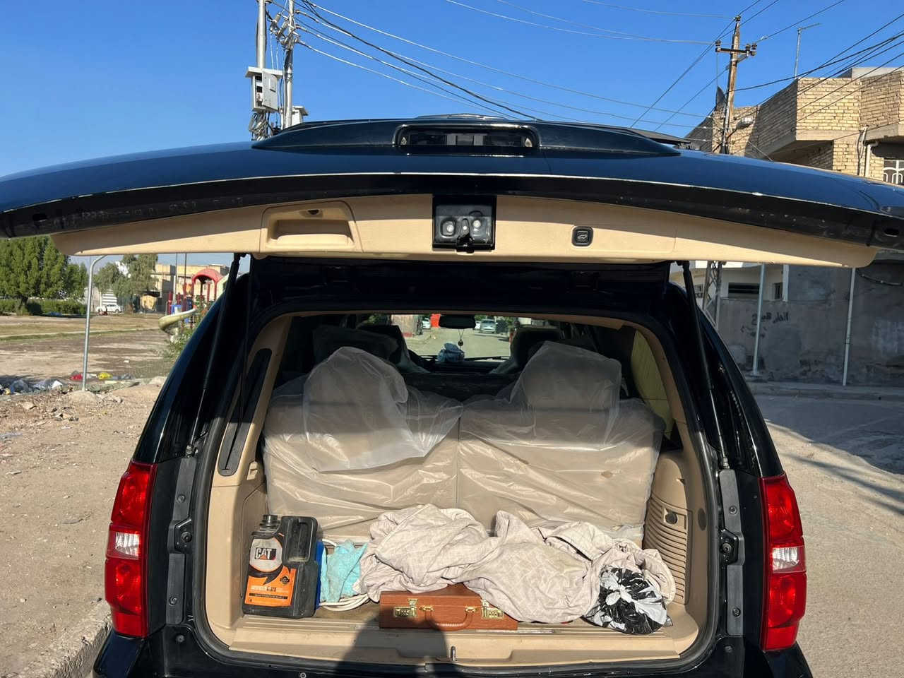 تاهو ادوات Ltzموديل 2009متومه سليمانيه سياره جاهزه ونظيفه دخول جديد كصه قماره مكان بغداد للتواصل على الخاص سياره جاهزه من كل شي السعر 75وبيههه مجال


**إذا كنت صاحب هذا الإعلان وتريد حذفه لأي سبب، رجاءا أرسل رسالة إلى الدعم الفني**