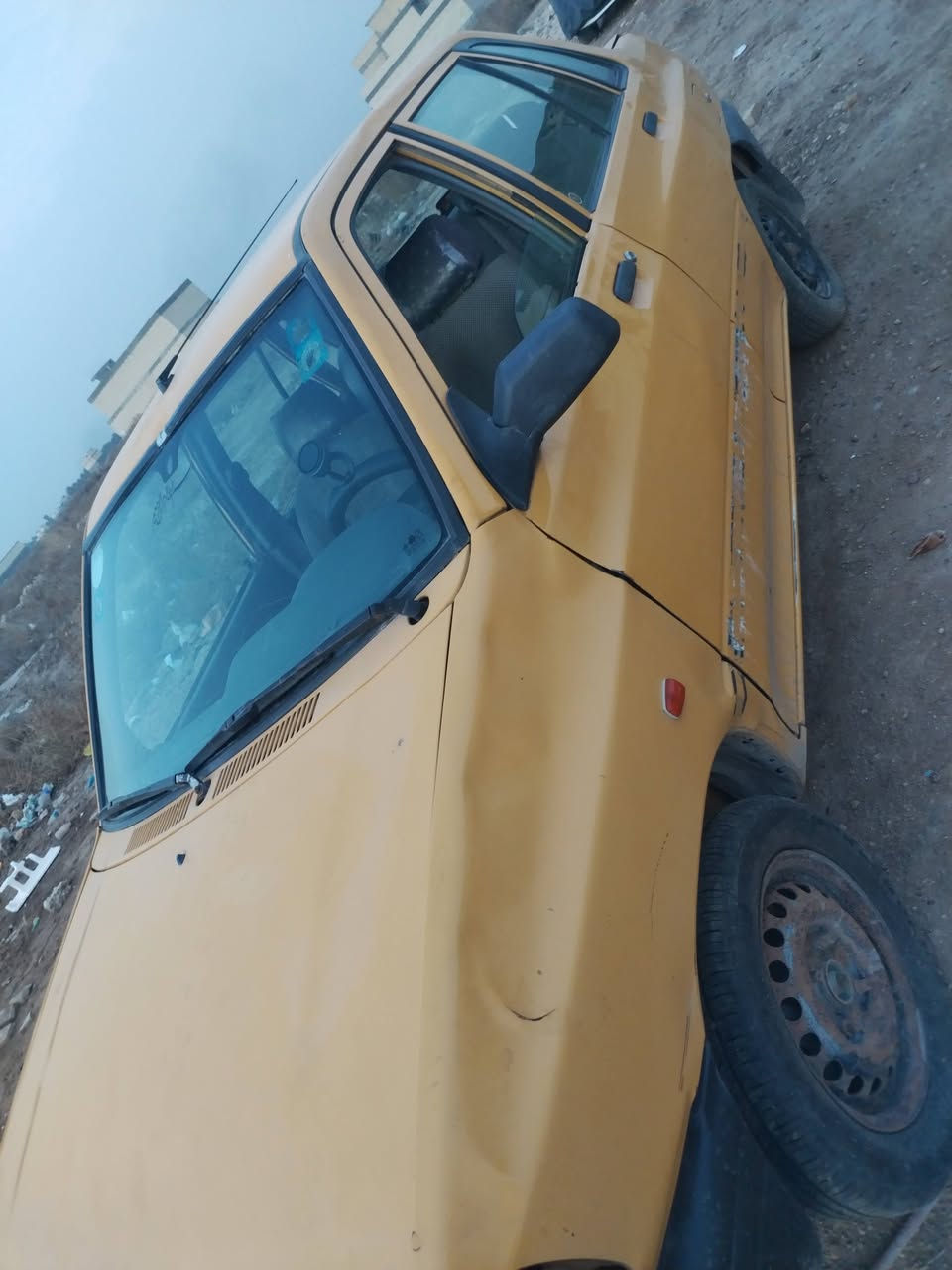 سايبة موديل 2012 للبيع مكينه نص عمر كير نص عمر المكينه بيه تنقيص شواصيه يرادله تعمير تايرات نضيفه داخله نضيف يرادله شويه ترتيب السعر 20 ورقه ***********
