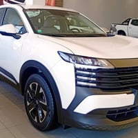 للبيع نيسان كيكس 2025 فئة SV 🌟  سيارة زيرو، تصميم عصري ومواصفات متطورة...