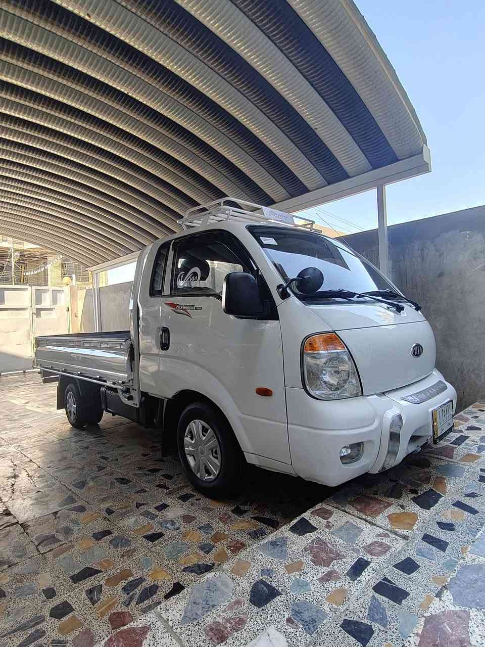 السلام عليكم
كيا 2008 رقم بغداد تحويل مباشر 

مكينة مسكر محور بم ونوزل لاصرف لا بخار 

مكفوله كفاله عامه كير اكسل شاصي مكفول 

لاضربه ولا تبديل عل بلاد كهرباء كلهه شغال

دواخل مدوشمه سنتر لوك ريمون كله جاهزة 

سعر 90 مكان بغداد ه‍ ***********
